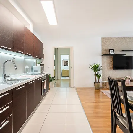 Appartement Of Serenity - 2 Bdr, Free Parking And Terrace