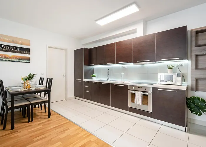 Of Serenity - 2 Bdr, Free Parking And Terrace *